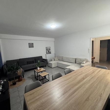 Апартаменты Le Spacieux - Circuit - Parking - 8 Personnes - Reve Au Mans Ле-Ман Экстерьер фото