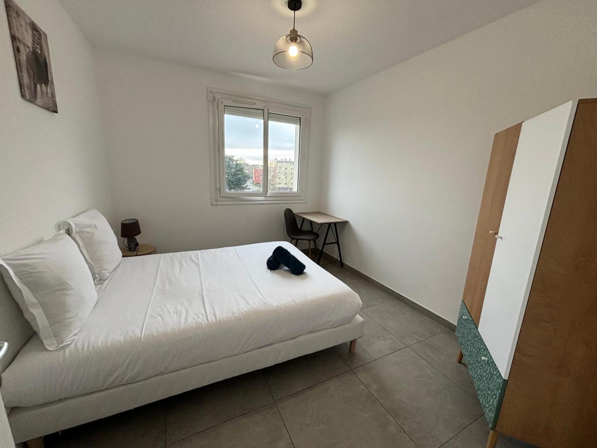Апартаменты Le Spacieux - Circuit - Parking - 8 Personnes - Reve Au Mans Ле-Ман Экстерьер фото