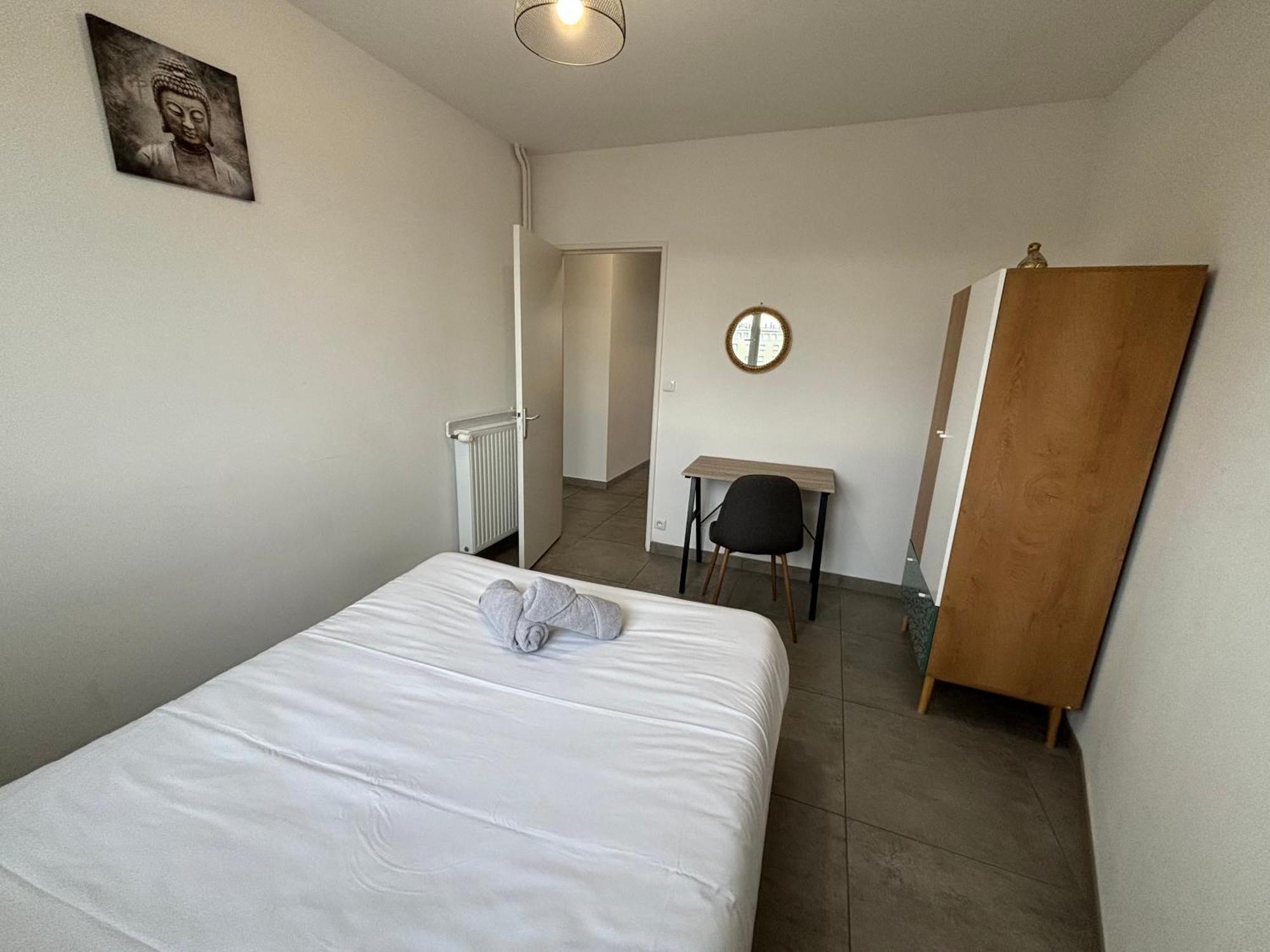 Апартаменты Le Spacieux - Circuit - Parking - 8 Personnes - Reve Au Mans Ле-Ман Экстерьер фото