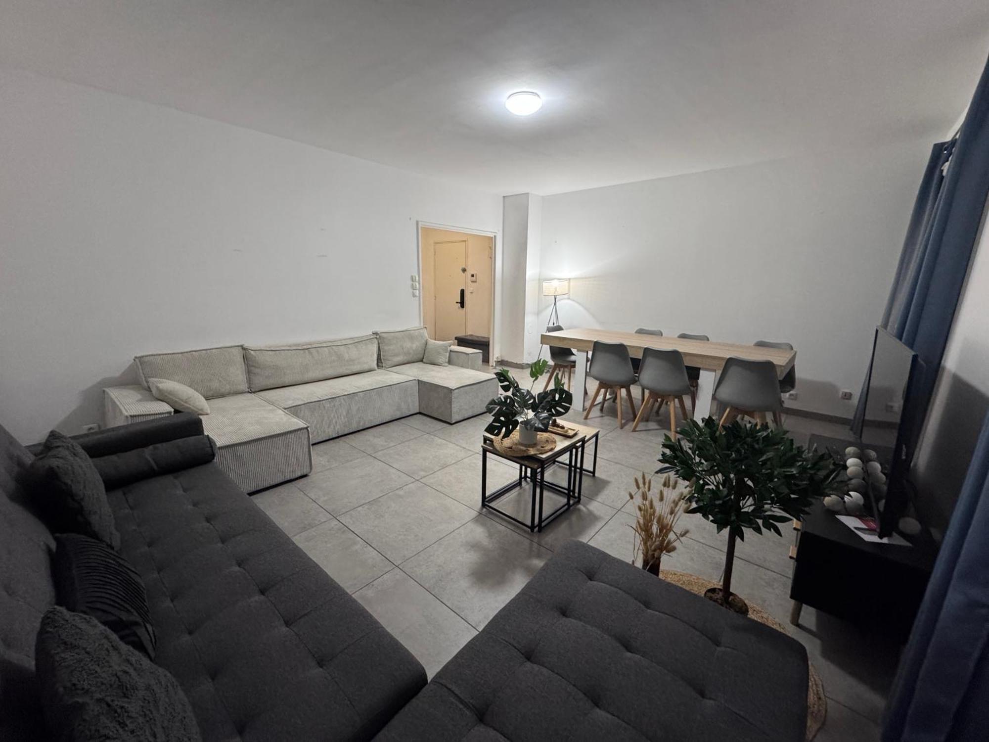Апартаменты Le Spacieux - Circuit - Parking - 8 Personnes - Reve Au Mans Ле-Ман Экстерьер фото