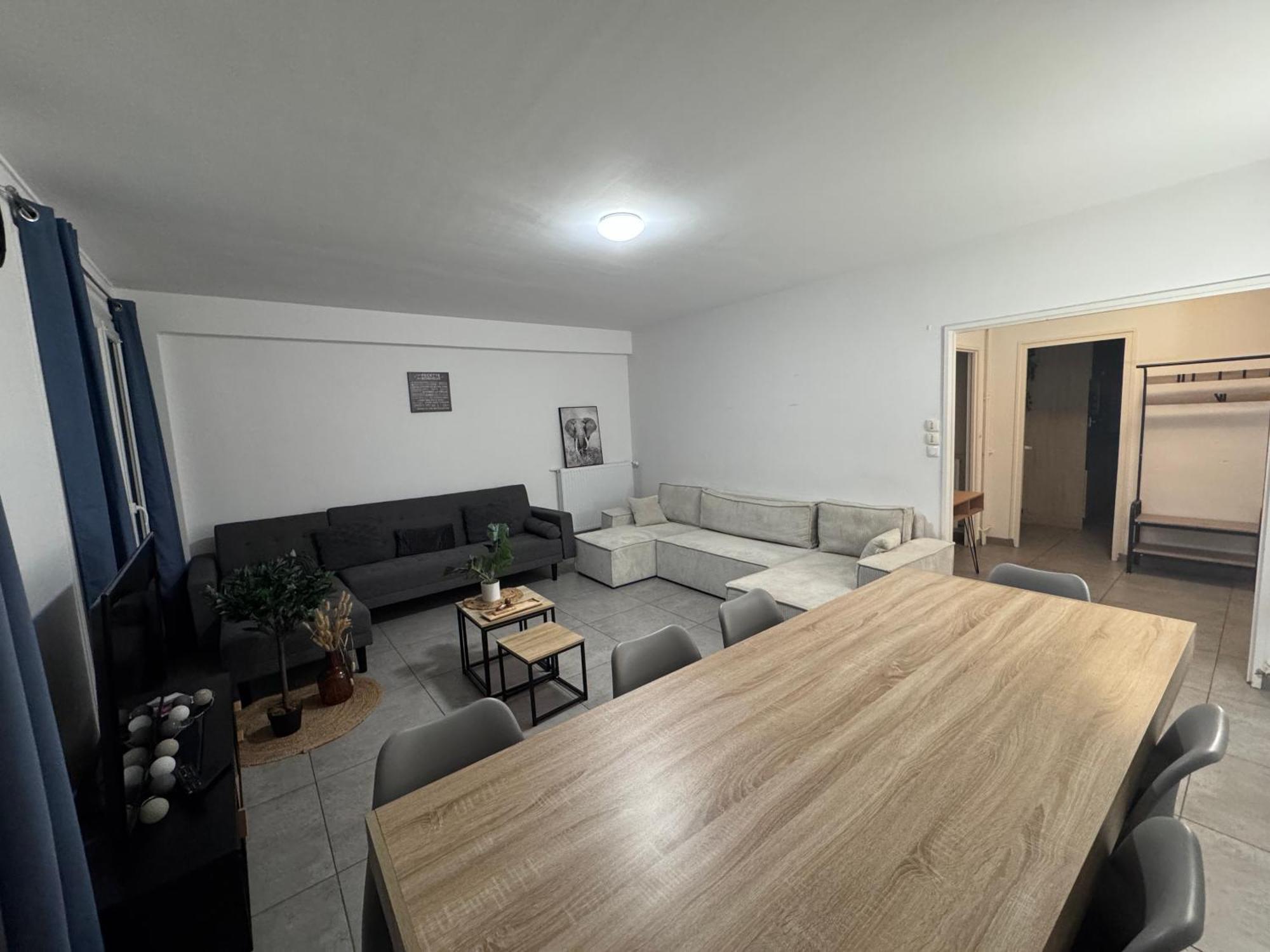 Апартаменты Le Spacieux - Circuit - Parking - 8 Personnes - Reve Au Mans Ле-Ман Экстерьер фото